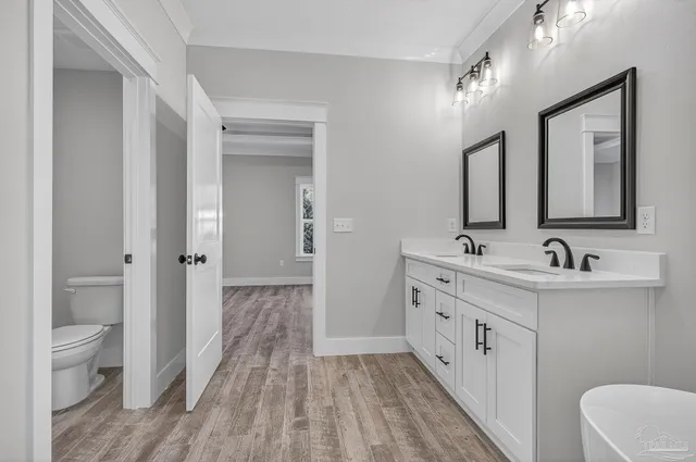 $715,000 | 907 Bay Boulevard, Pensacola, FL 32503