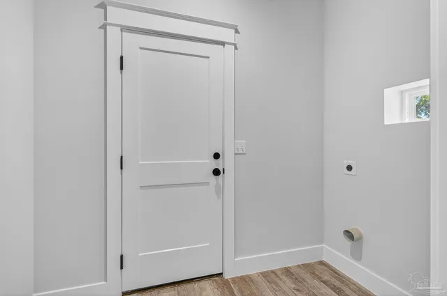 $715,000 | 907 Bay Boulevard, Pensacola, FL 32503