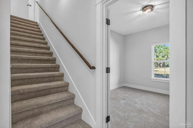 $715,000 | 907 Bay Boulevard, Pensacola, FL 32503