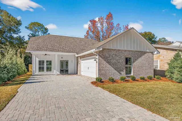 $715,000 | 907 Bay Boulevard, Pensacola, FL 32503