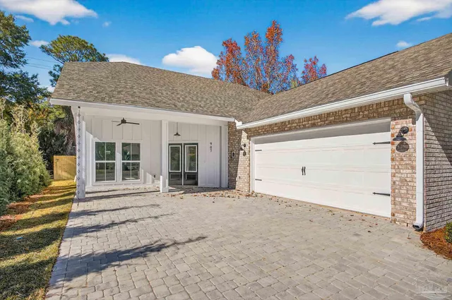 $715,000 | 907 Bay Boulevard, Pensacola, FL 32503