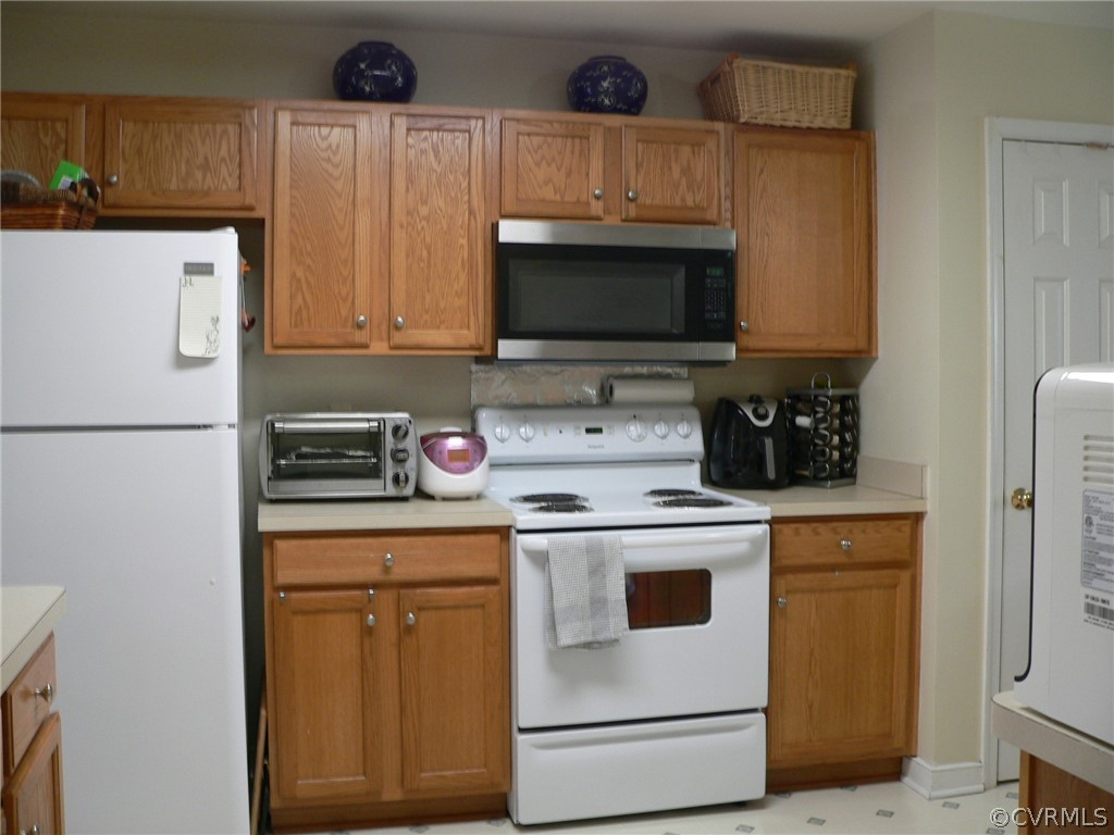 13478 Ridgemoor Lane Midlothian, VA 23114 - Photo 12 of 32 Gallery Image 12