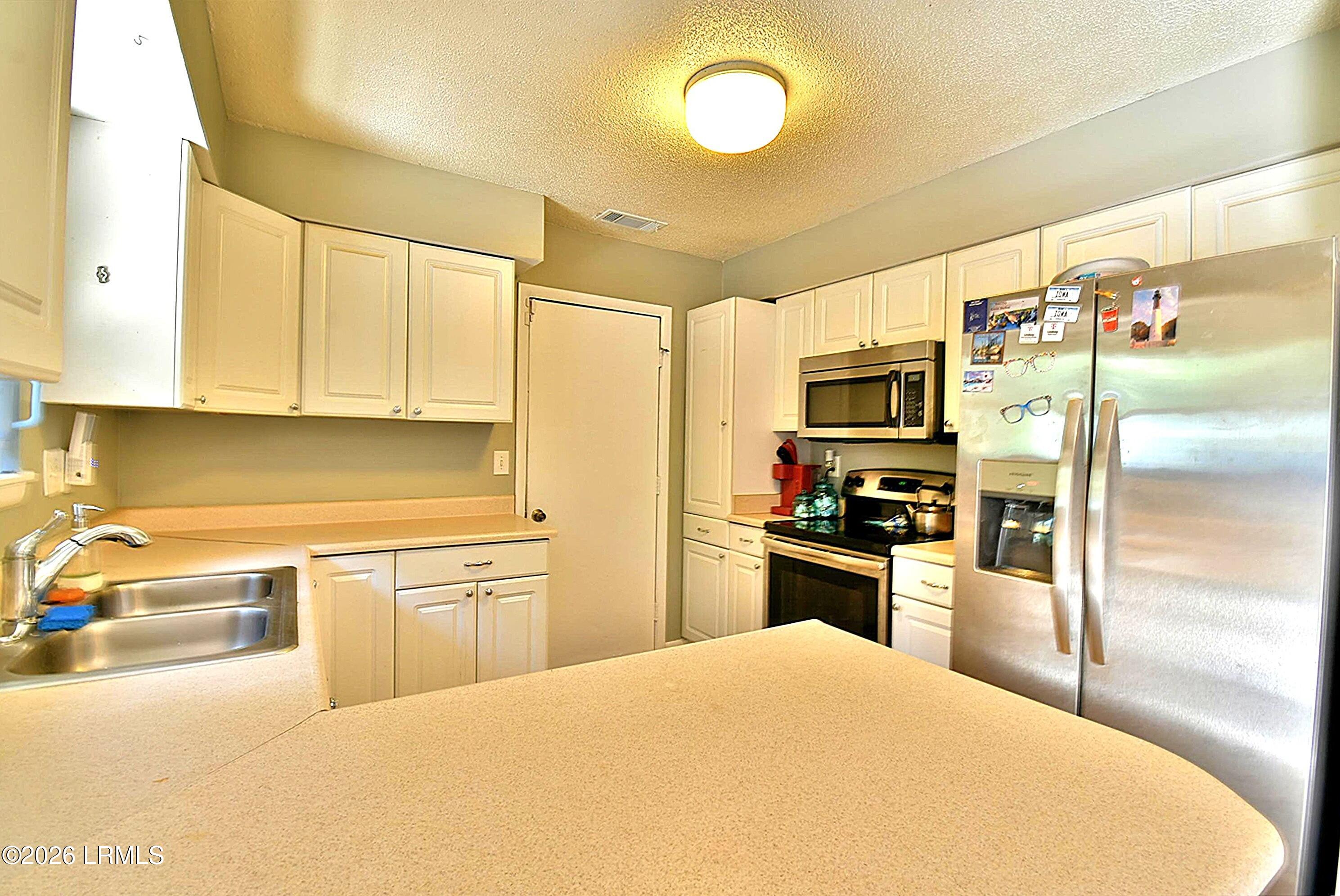 1639 Old Shell Road Port Royal, SC 29935 - Photo 8 of 18 kitchen3