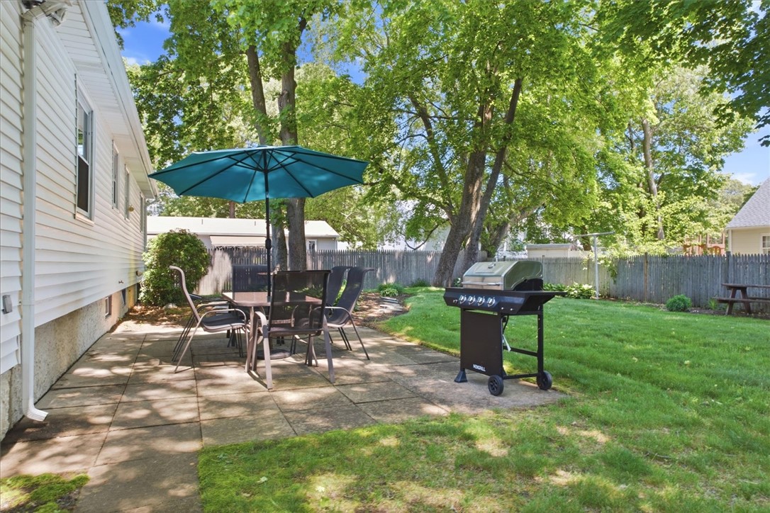 14 Stone Avenue Warwick, RI 02889 - Photo 24 of 30