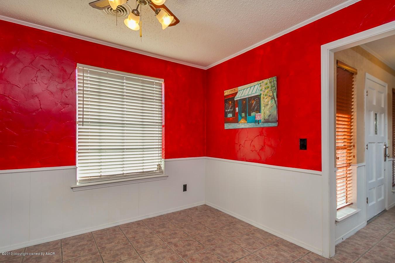 5300 South Milam Street Amarillo, TX 79110 - Photo 9 of 21 a view of an empty room with a window
