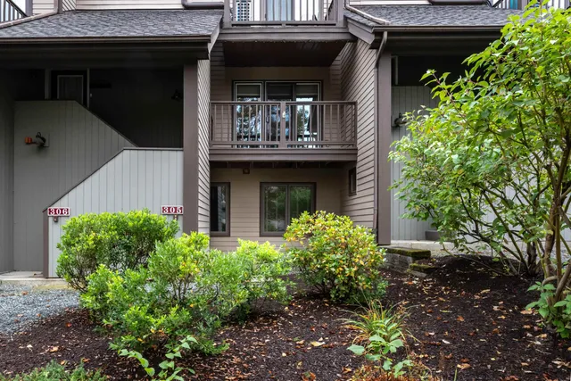 $285,000 | 108 Mountains Edge Road, Unit 305, West Windsor, VT 05037
