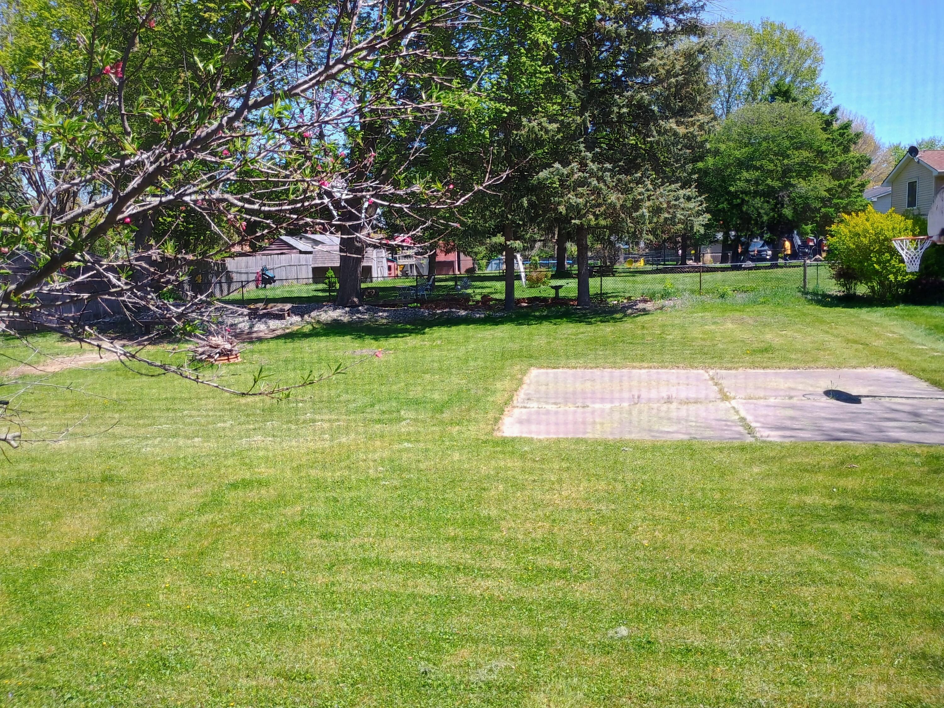 2736 Gilbert Road Lansing, MI 48911 - Photo 9 of 42 IMG_20250509_135723930_HDR_AE