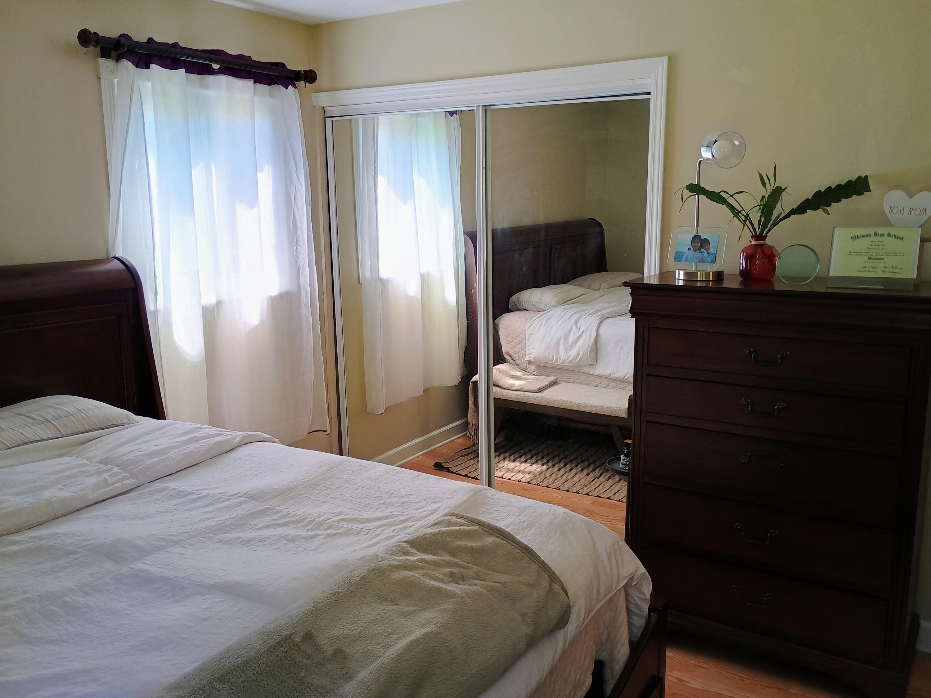 2736 Gilbert Road Lansing, MI 48911 - Photo 10 of 42 IMG_20250509_135732315_HDR_AE