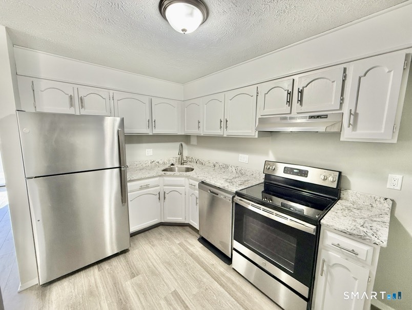 164 Towne House Road, Unit 164 Hamden, CT 06514 - Photo 6 of 11