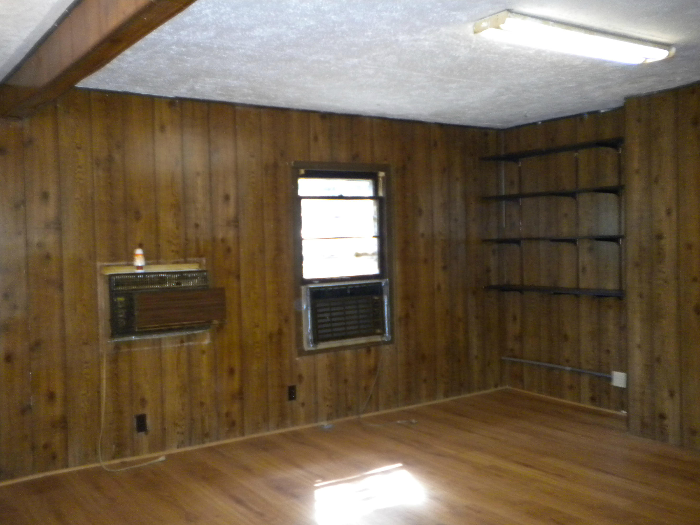 1661 Dupont Road Seymour, TN 37865 - Photo 2 of 17 sept25 003
