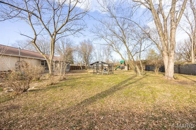 $210,000 | 2219 South 5th Street, Fayetteville, IL 62258