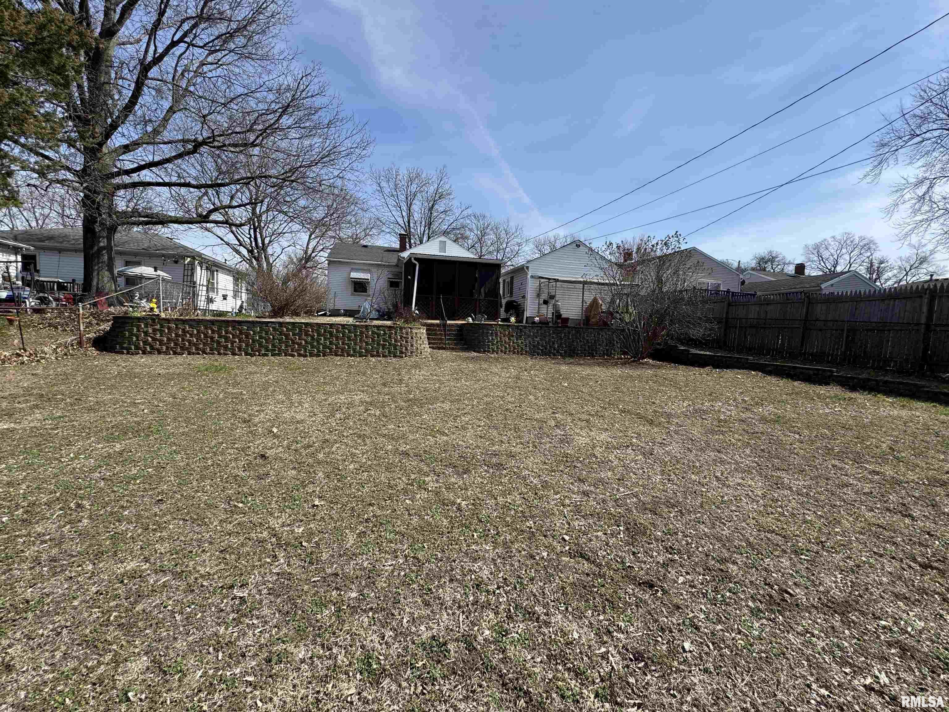 1503 Summer Street Pekin, IL 61554 - Photo 18 of 35