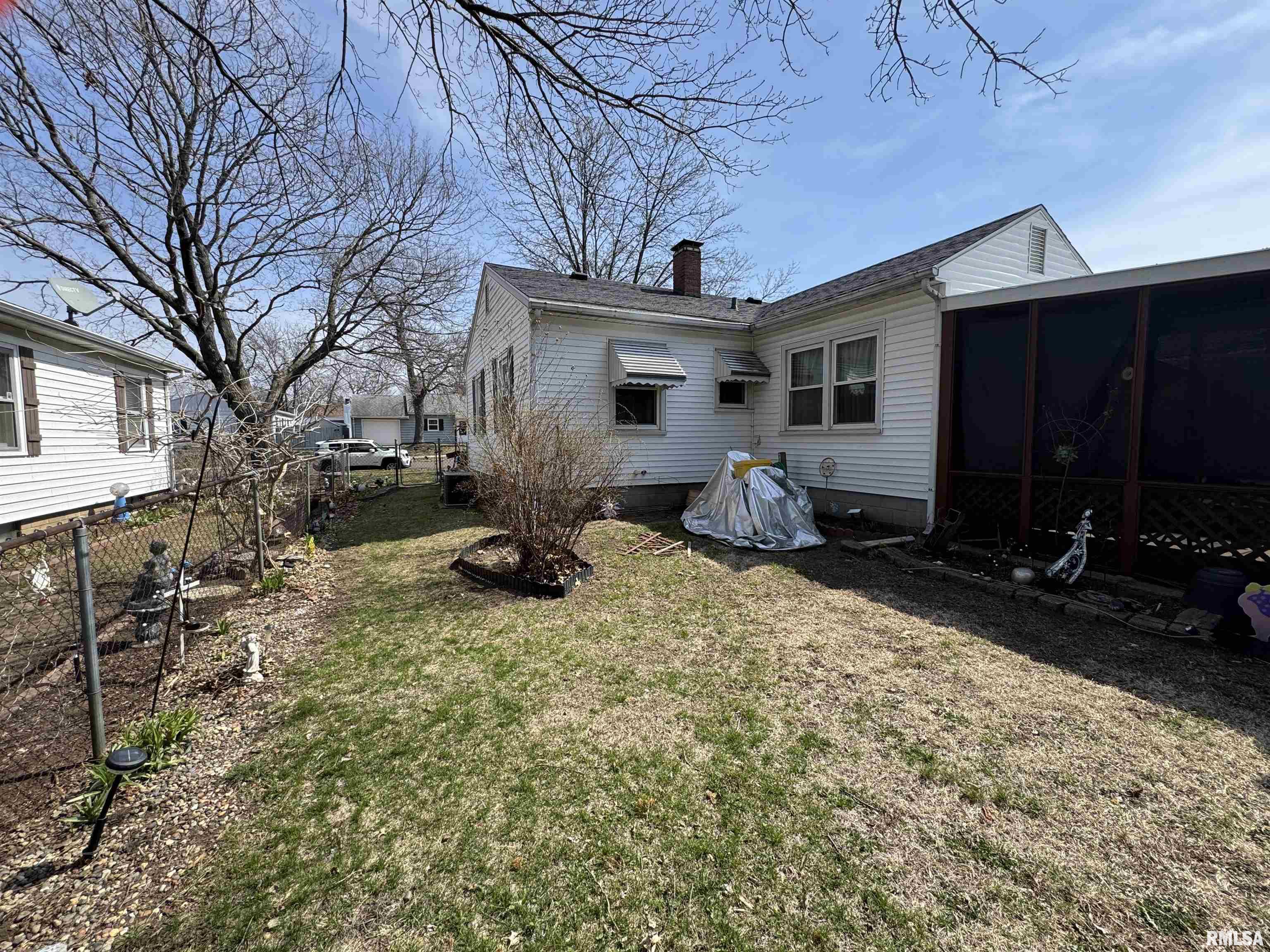 1503 Summer Street Pekin, IL 61554 - Photo 21 of 35