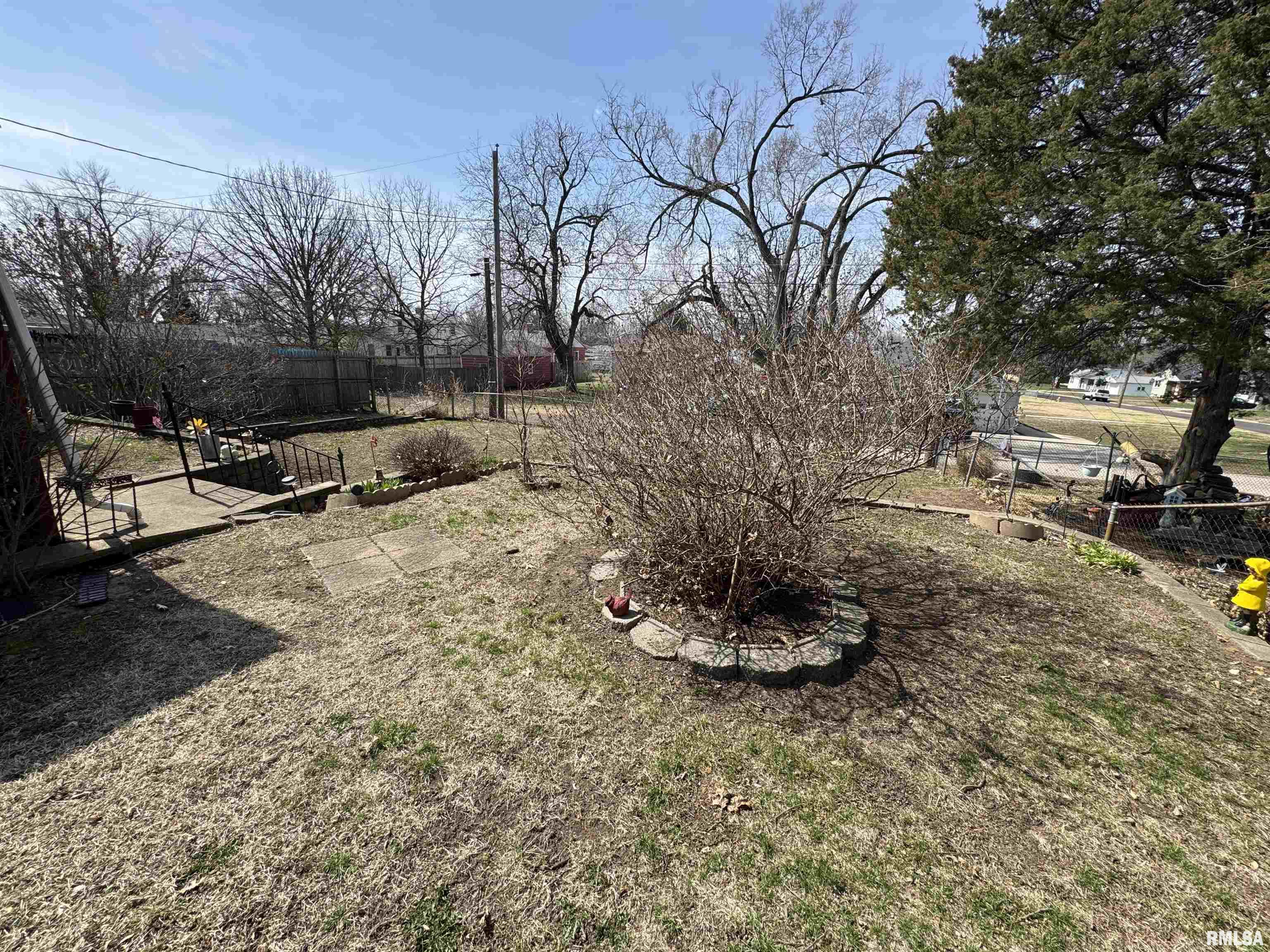 1503 Summer Street Pekin, IL 61554 - Photo 24 of 35