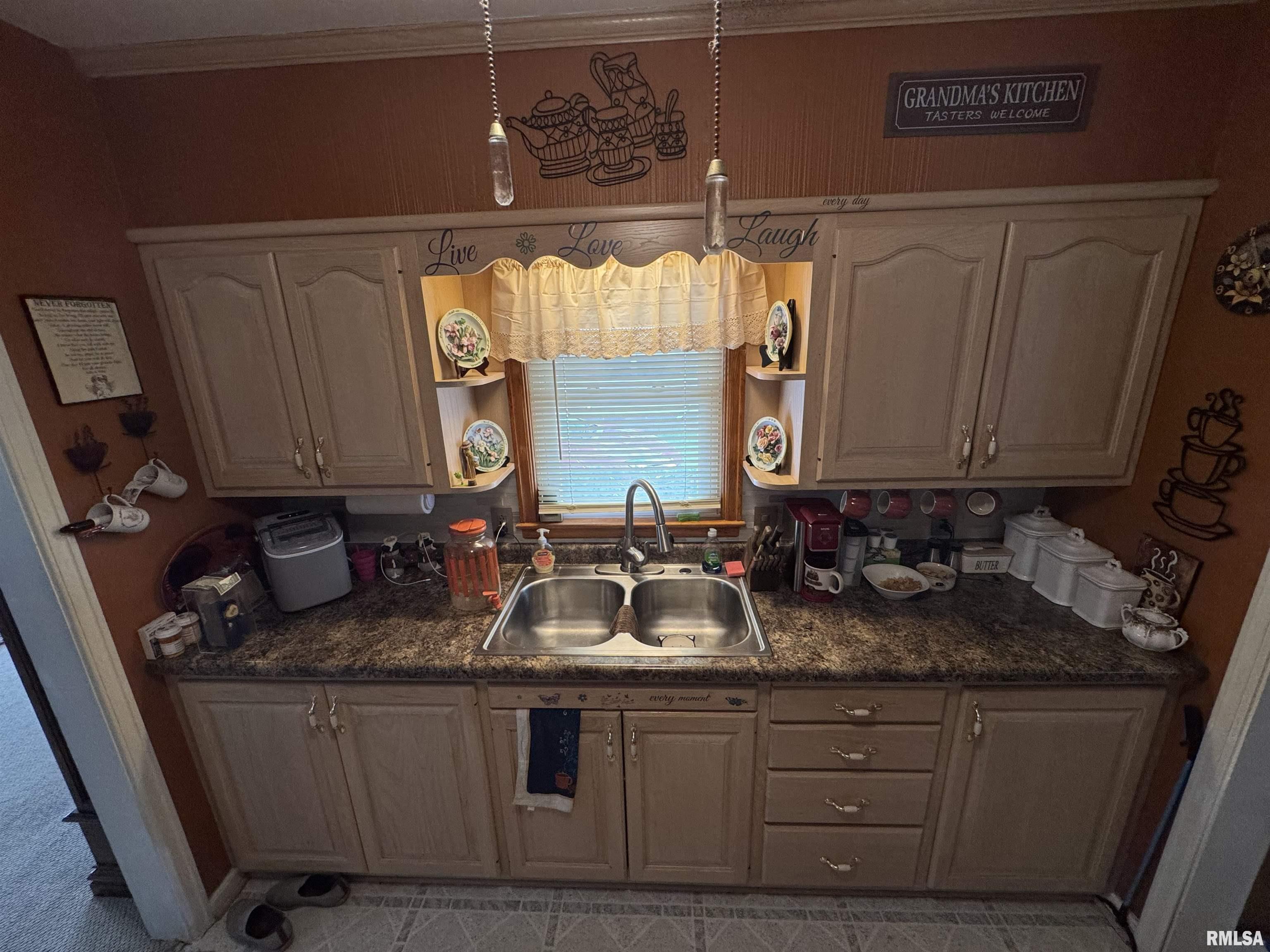 1503 Summer Street Pekin, IL 61554 - Photo 30 of 35