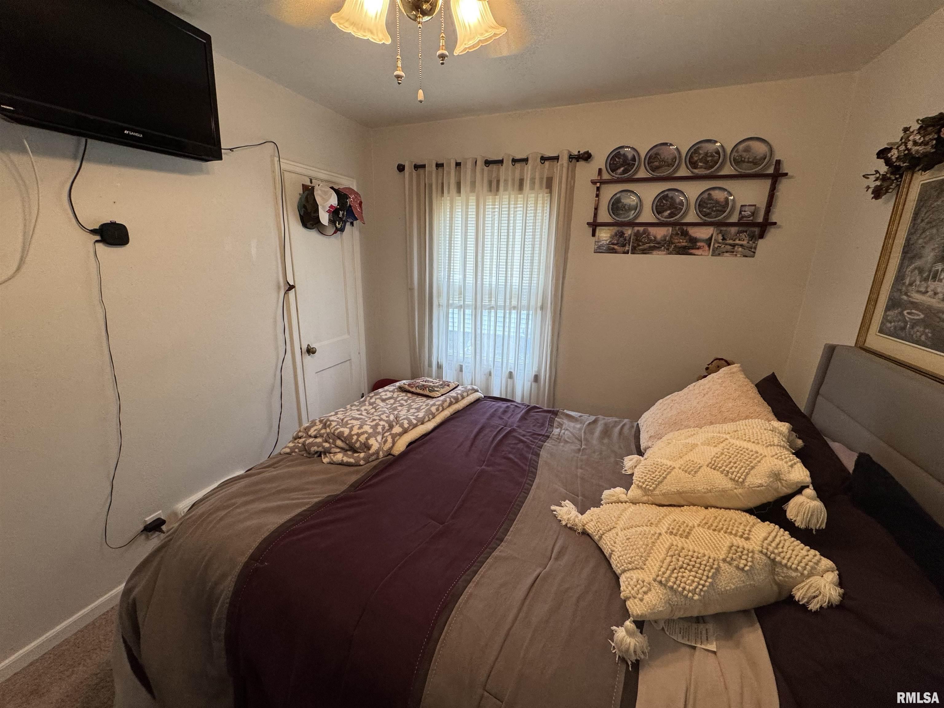 1503 Summer Street Pekin, IL 61554 - Photo 32 of 35