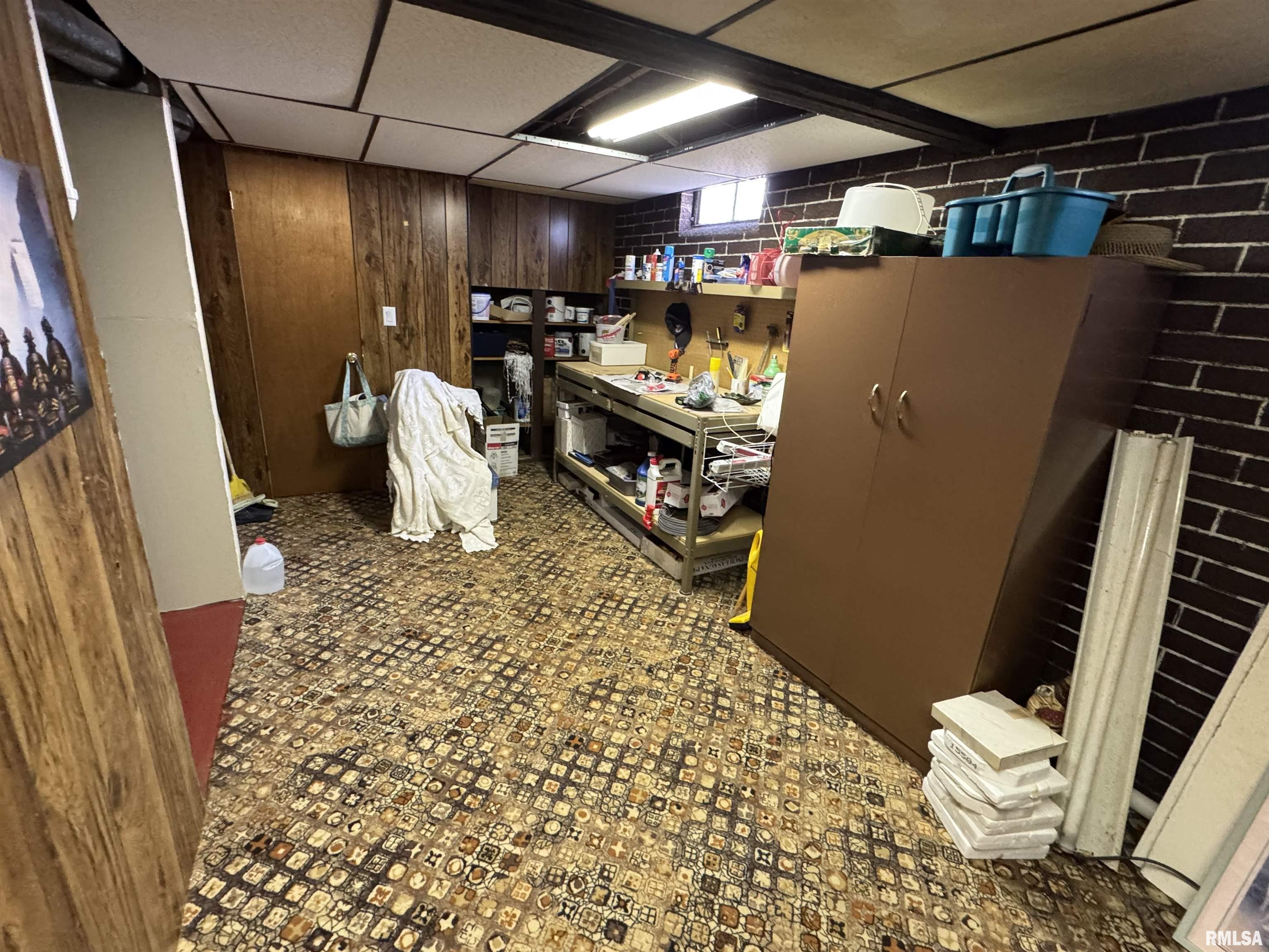 1503 Summer Street Pekin, IL 61554 - Photo 7 of 35