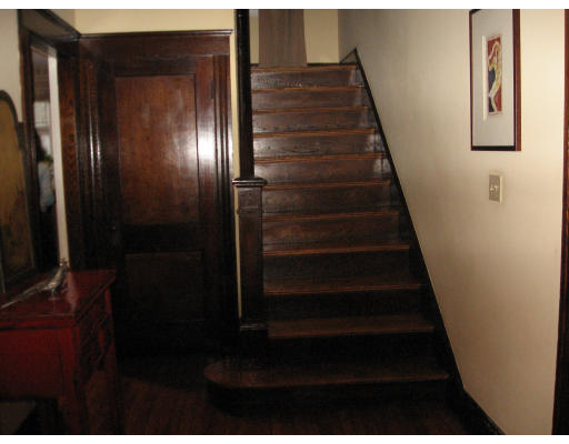 19 Waldorf Road Newton, MA 02461 - Photo 5 of 18 a view of entryway