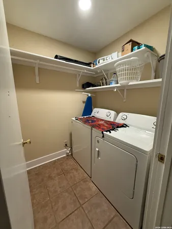 $2,500 | 402 West Elsmere Place, San Antonio, TX 78212