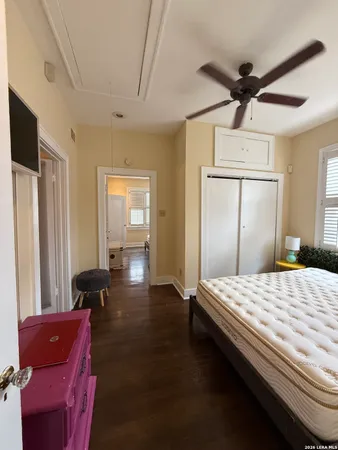 $2,500 | 402 West Elsmere Place, San Antonio, TX 78212