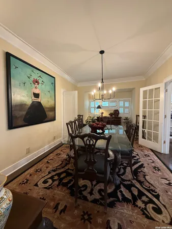 $2,500 | 402 West Elsmere Place, San Antonio, TX 78212