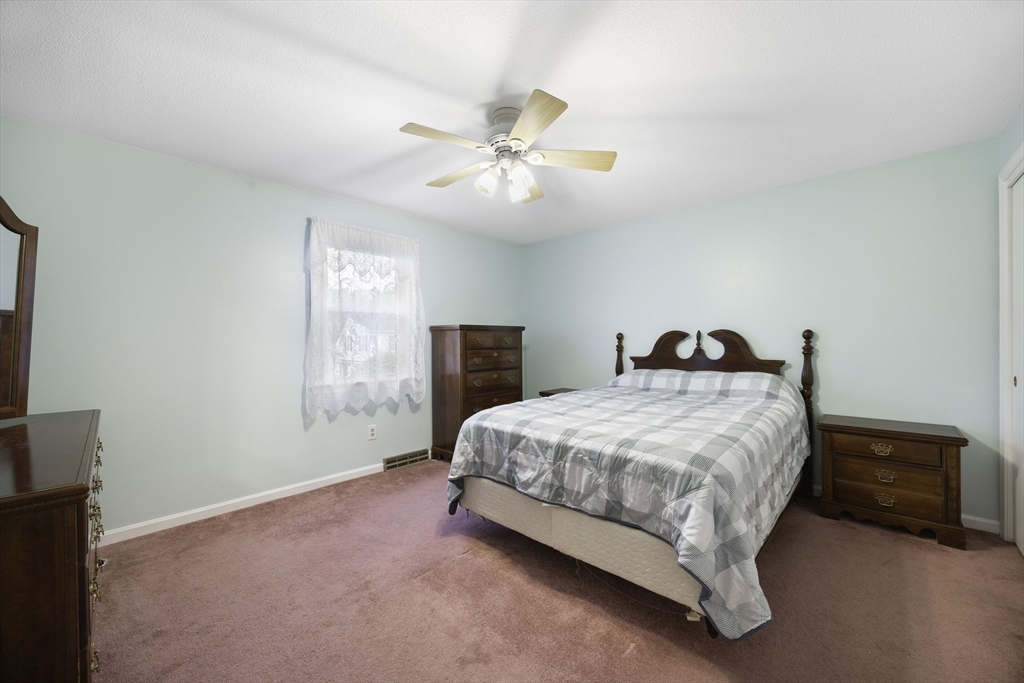 73 Gardner Road Chicopee, MA 01013 - Photo 16 of 31