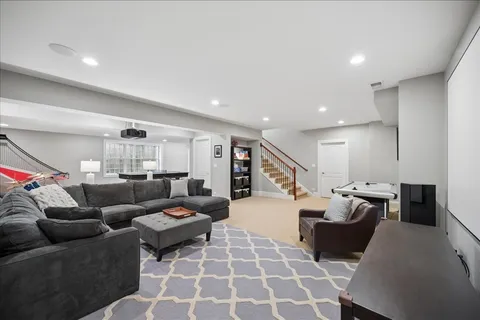 $1,899,000 | 1620 Canterbury Lane, Glenview, IL 60025
