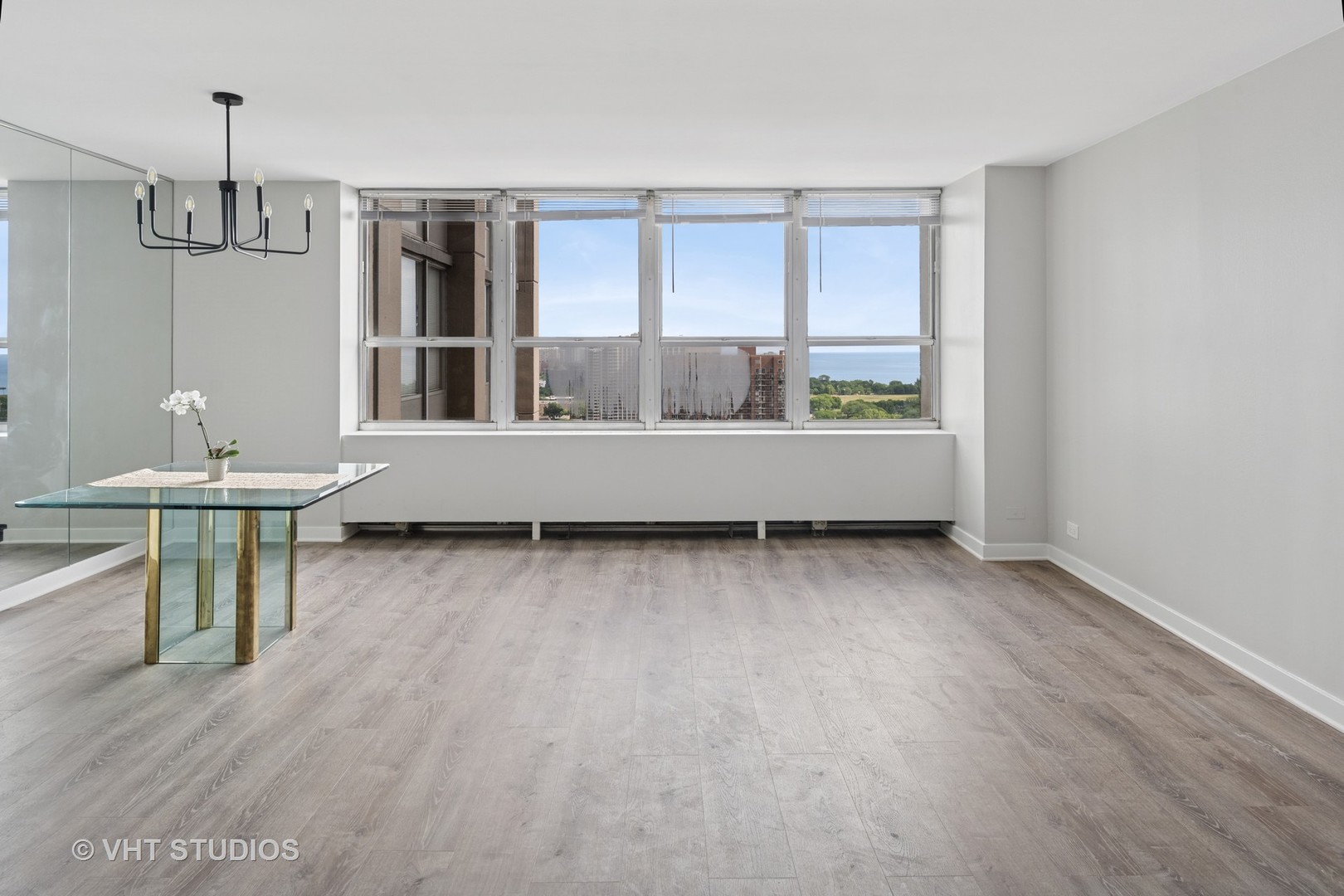655 West Irving Park Road, Unit 2608 Chicago, IL 60613 - Photo 8 of 19 Gallery Image 8