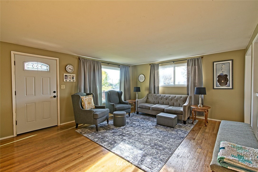 328 West Ridge Road Moses Lake, WA 98837 - Photo 2 of 20 Gallery Image 2