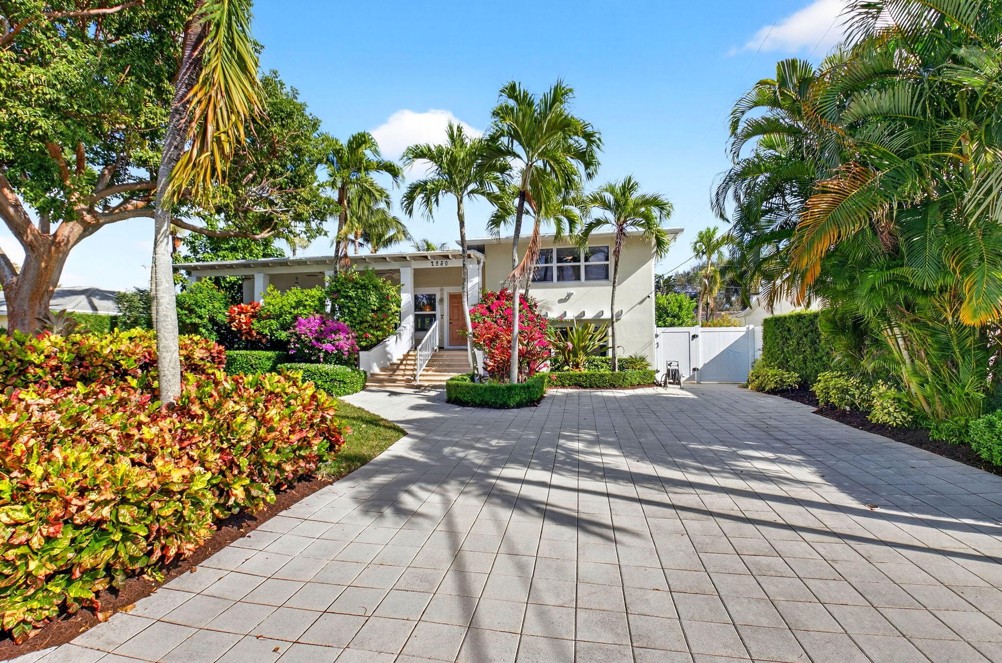 2830 Southwest 6th Street Boynton Beach, FL 33435 - Photo 1 of 51 57-web-or-mls-DSC_3574