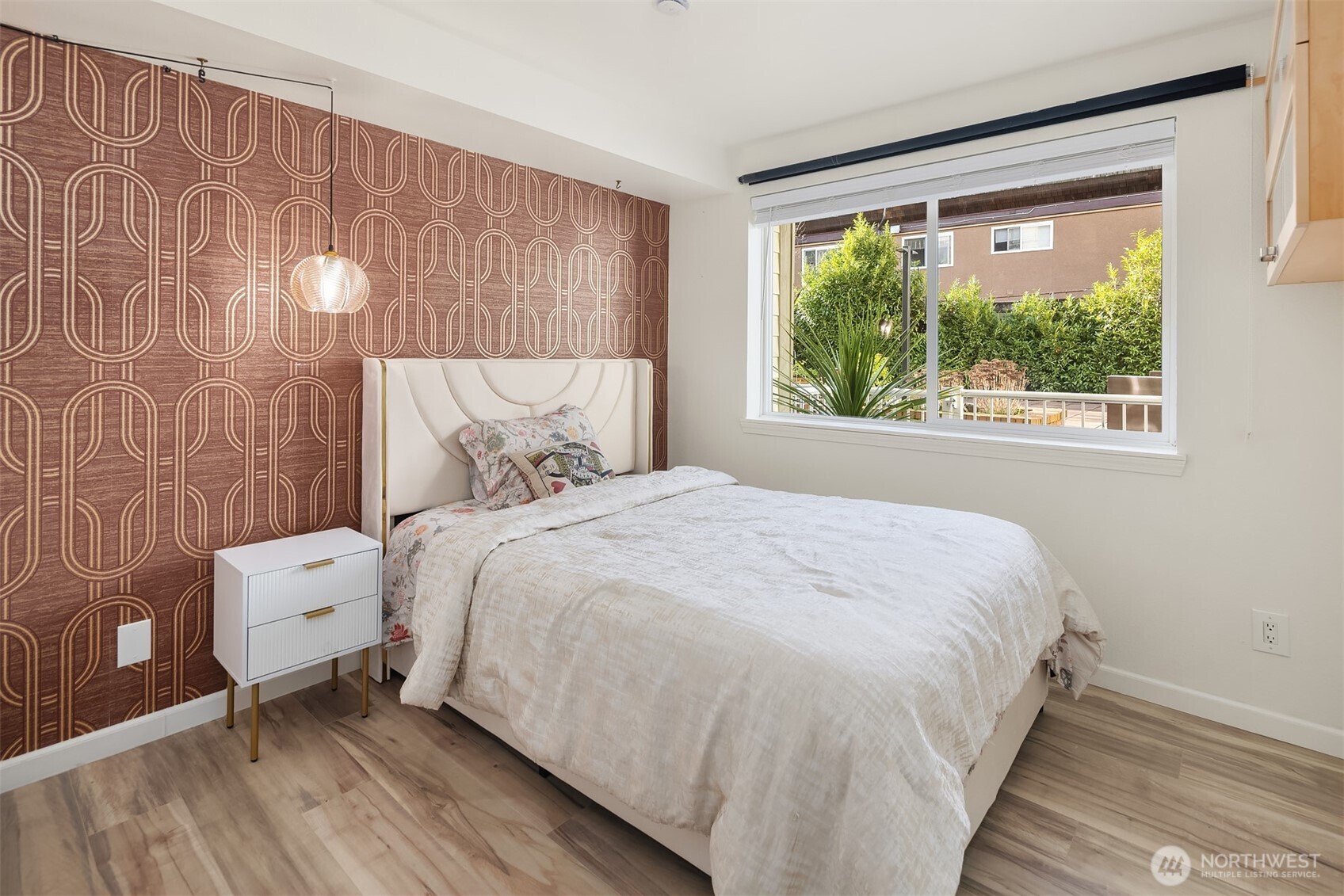 2152 North 112th Street, Unit 108 Seattle, WA 98133 - Photo 13 of 22