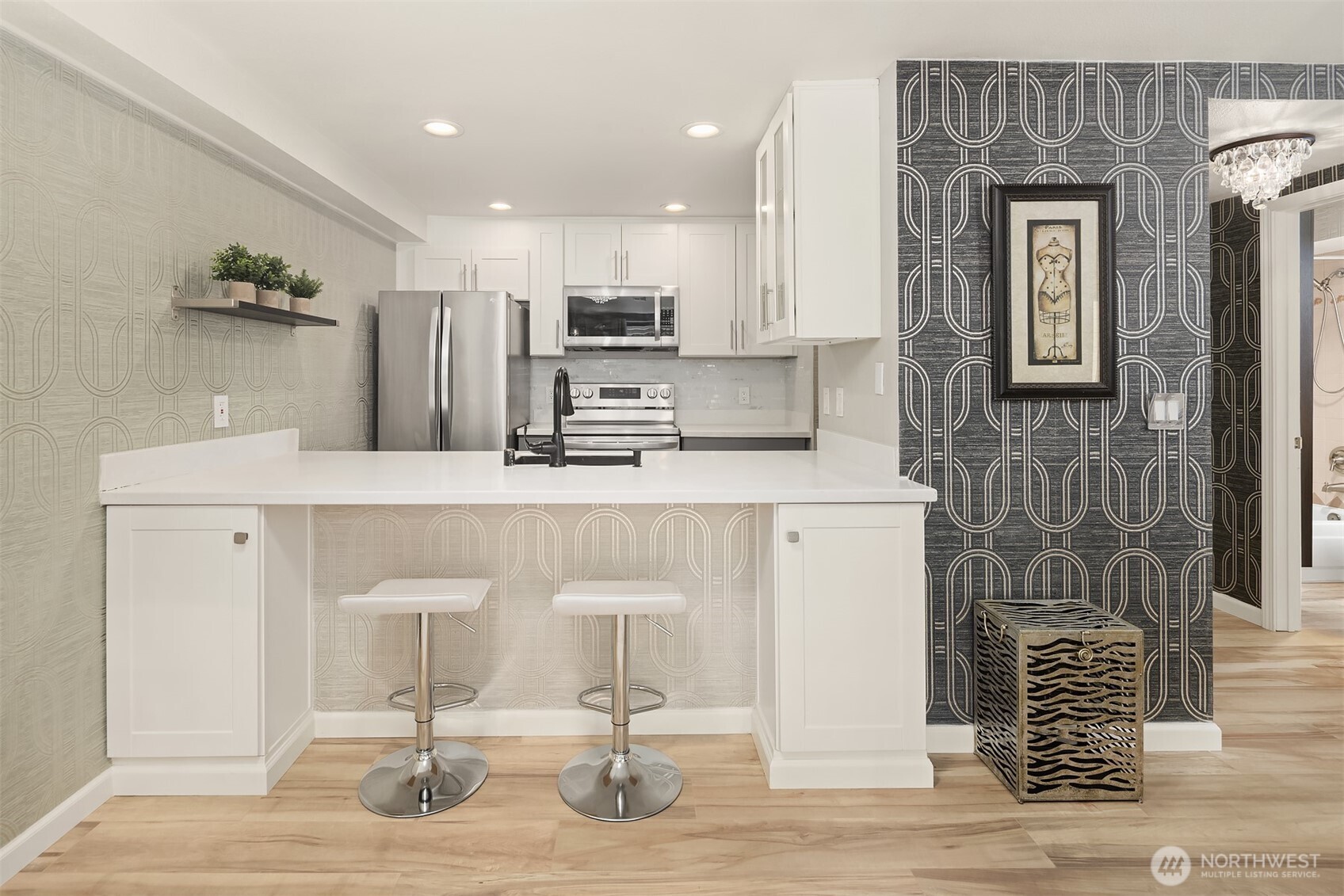 2152 North 112th Street, Unit 108 Seattle, WA 98133 - Photo 2 of 22