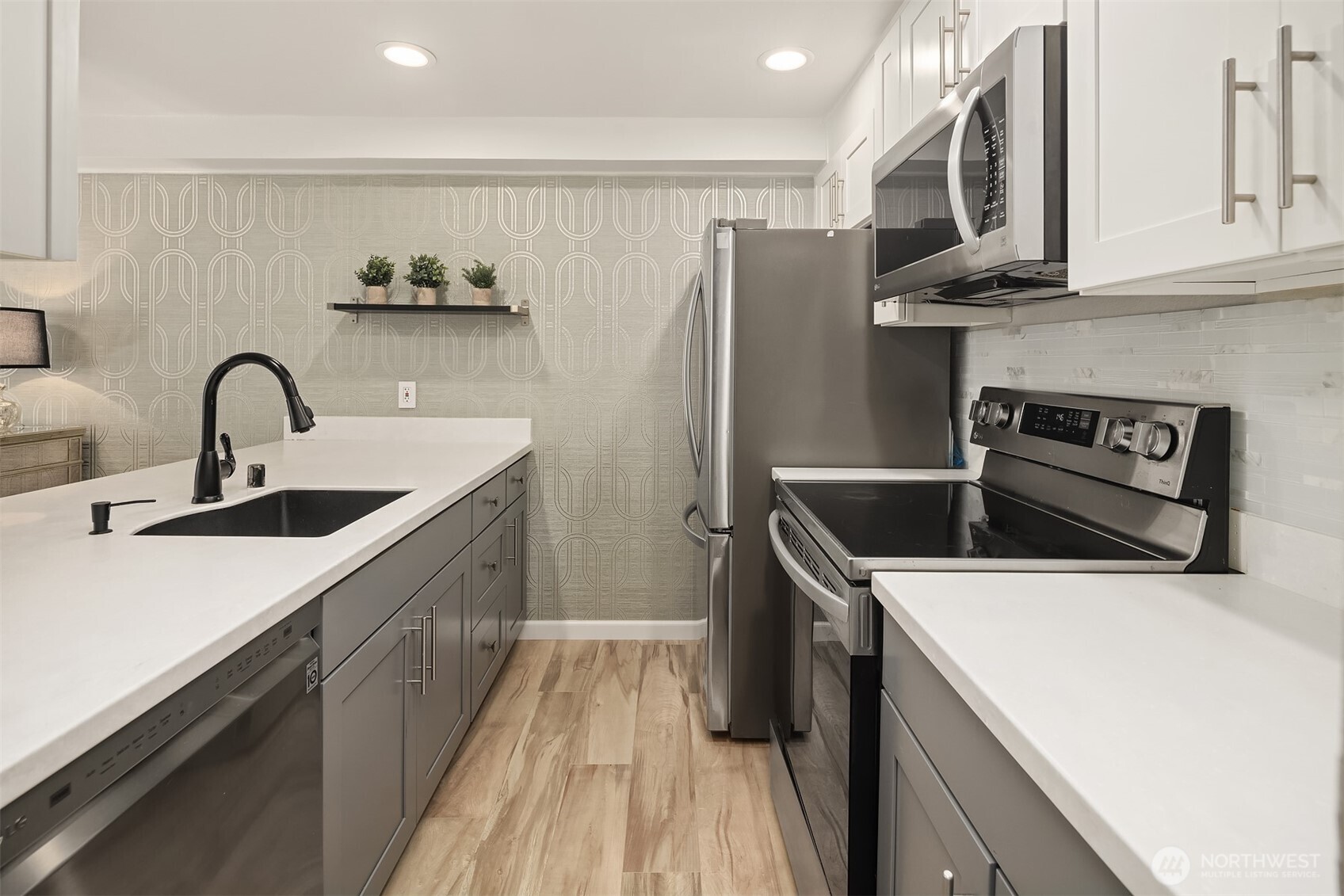 2152 North 112th Street, Unit 108 Seattle, WA 98133 - Photo 10 of 22