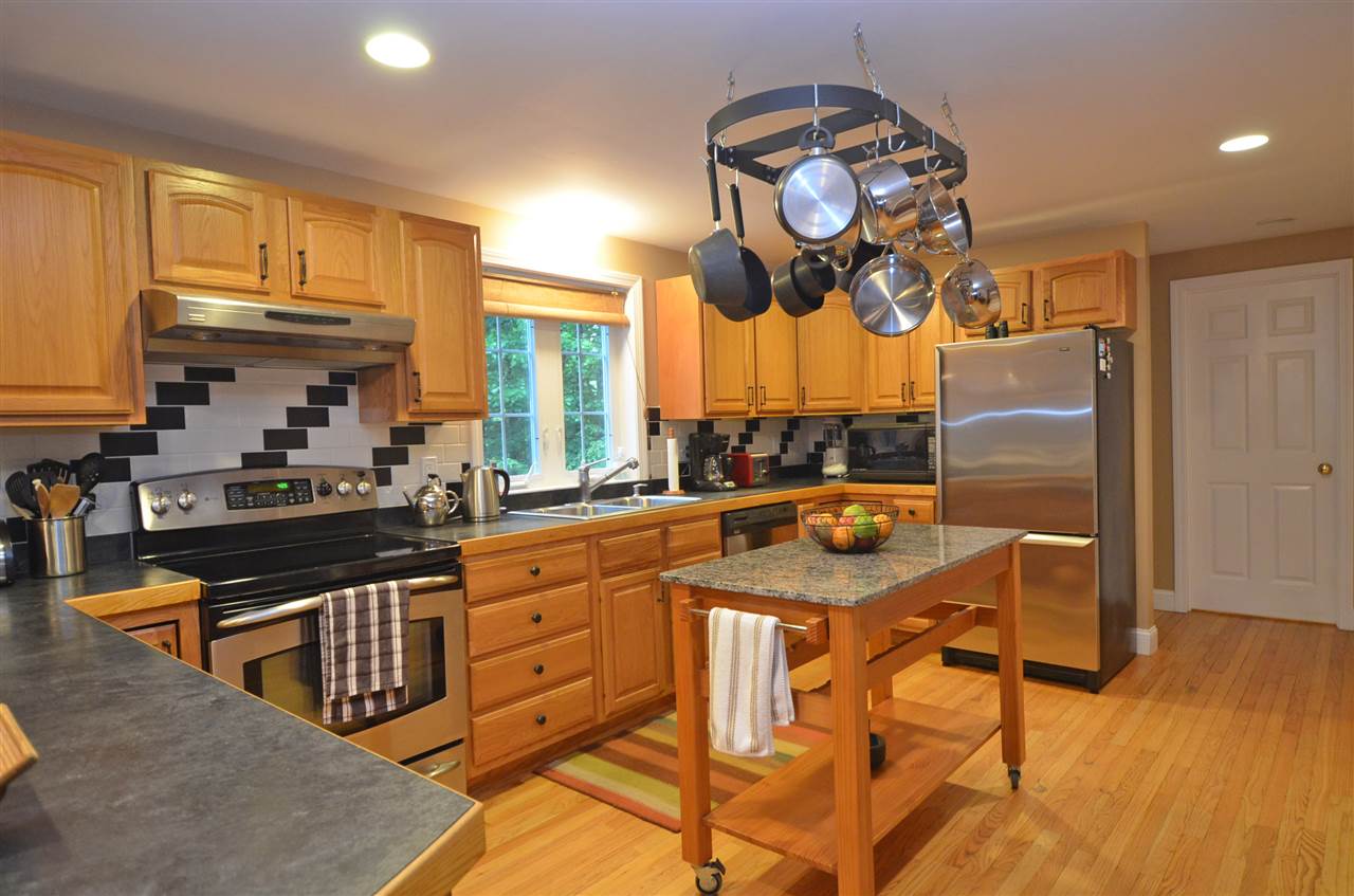 358 Beech Road Eliot, ME 03903 - Photo 2 of 36