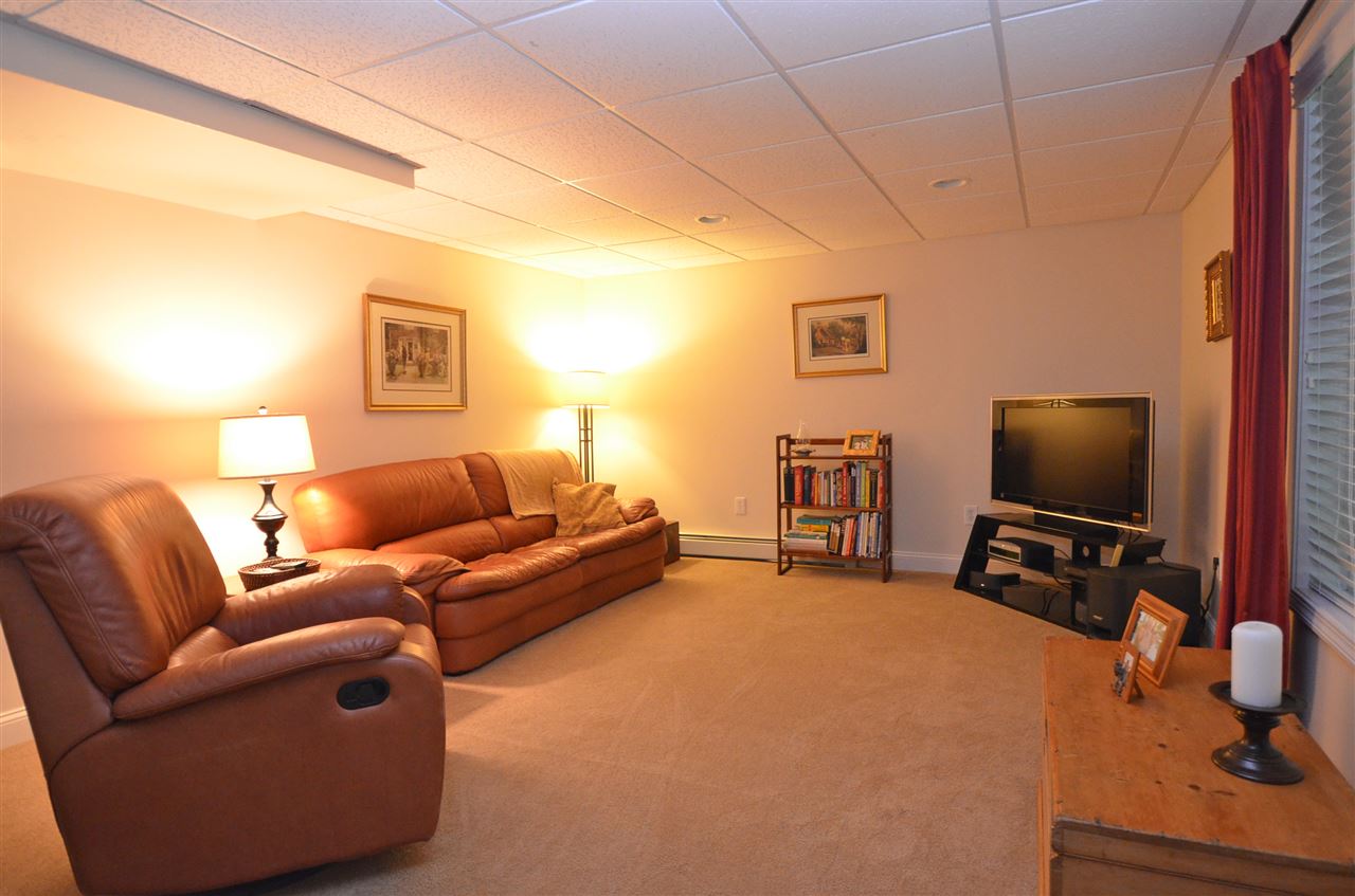 358 Beech Road Eliot, ME 03903 - Photo 26 of 36