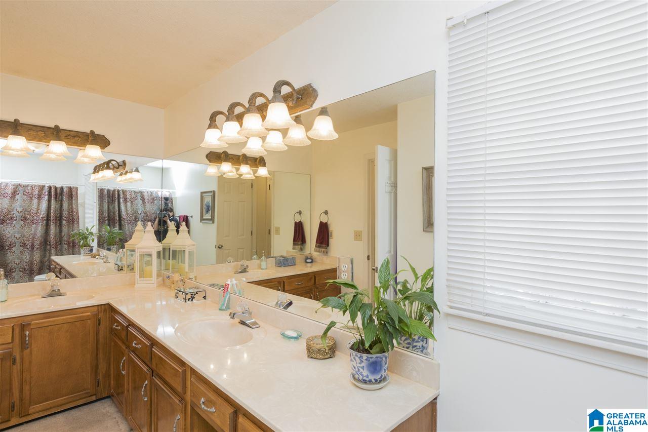 1317 Colonial Way Alabaster, AL 35007 - Photo 35 of 45