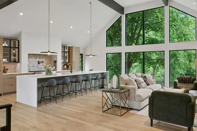 $2,350,000 | 6608 Pawnee Road, Edina, MN 55439