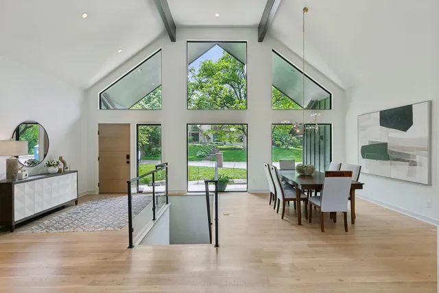 $2,350,000 | 6608 Pawnee Road, Edina, MN 55439