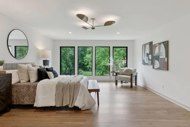 $2,350,000 | 6608 Pawnee Road, Edina, MN 55439