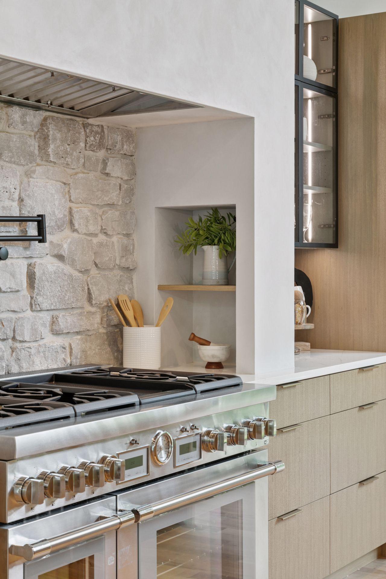 6608 Pawnee Road Edina, MN 55439 - Photo 24 of 67