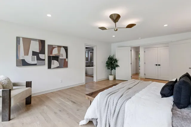 $2,350,000 | 6608 Pawnee Road, Edina, MN 55439