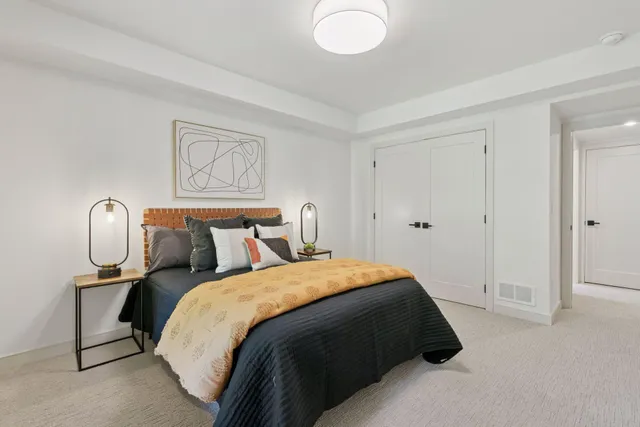 $2,350,000 | 6608 Pawnee Road, Edina, MN 55439