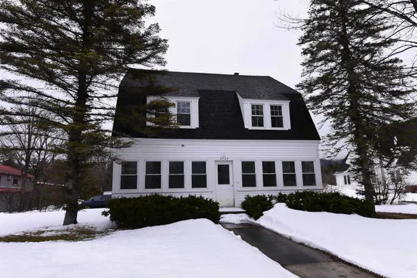 $3,000 | 2535 White Mountain Highway, Conway, NH 03860