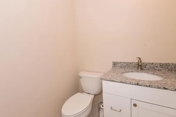 $3,000 | 2535 White Mountain Highway, Conway, NH 03860