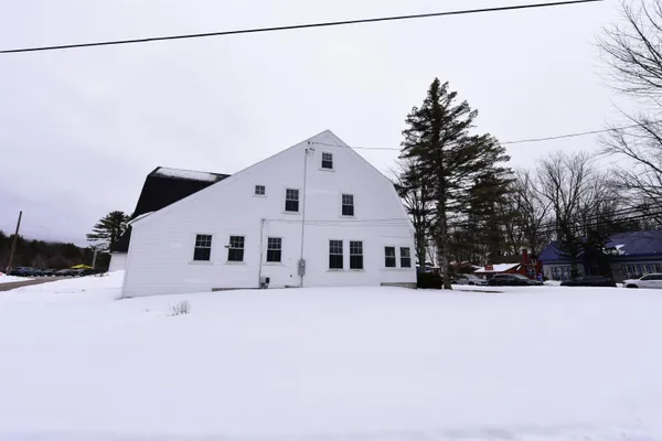 $3,000 | 2535 White Mountain Highway, Conway, NH 03860