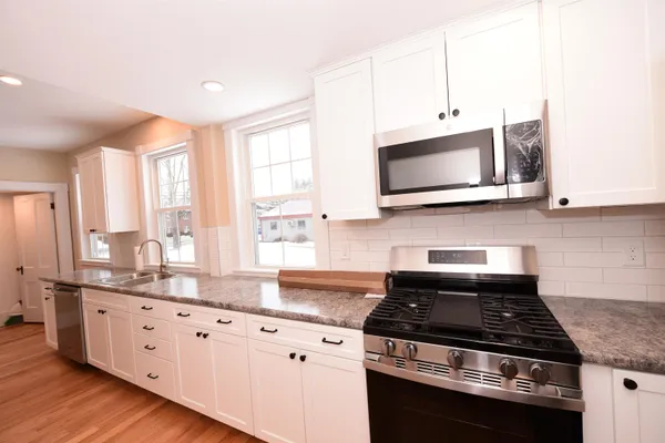 $3,000 | 2535 White Mountain Highway, Conway, NH 03860