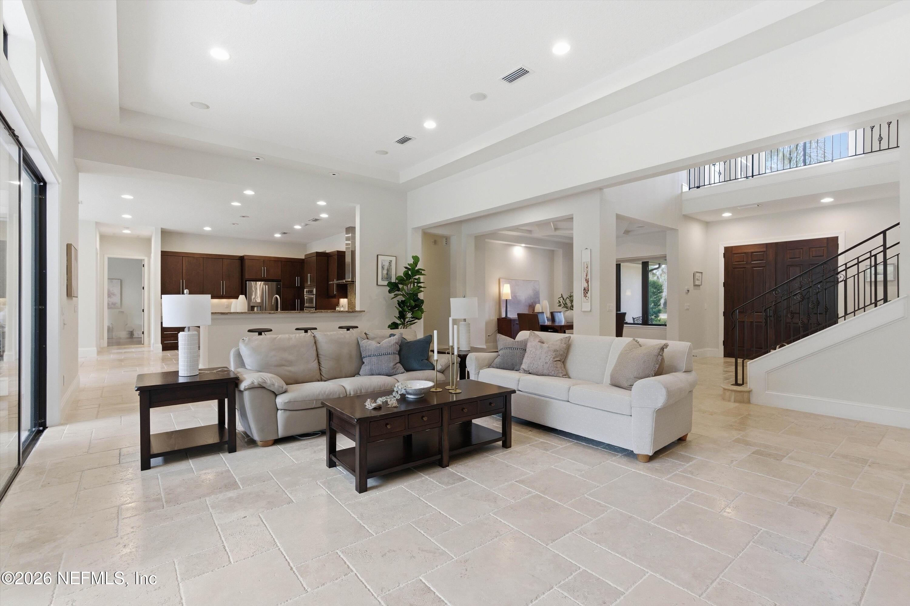 2235 Laurel Road Jacksonville, FL 32207 - Photo 11 of 65 Living Room