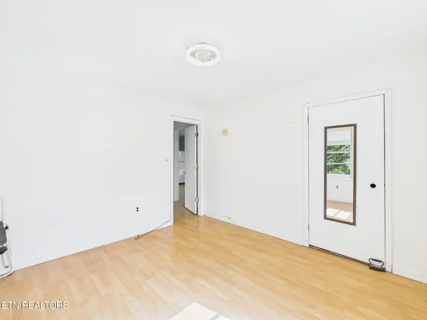 $189,000 | 5780 Toestring Valley Road, Spring City, TN 37381