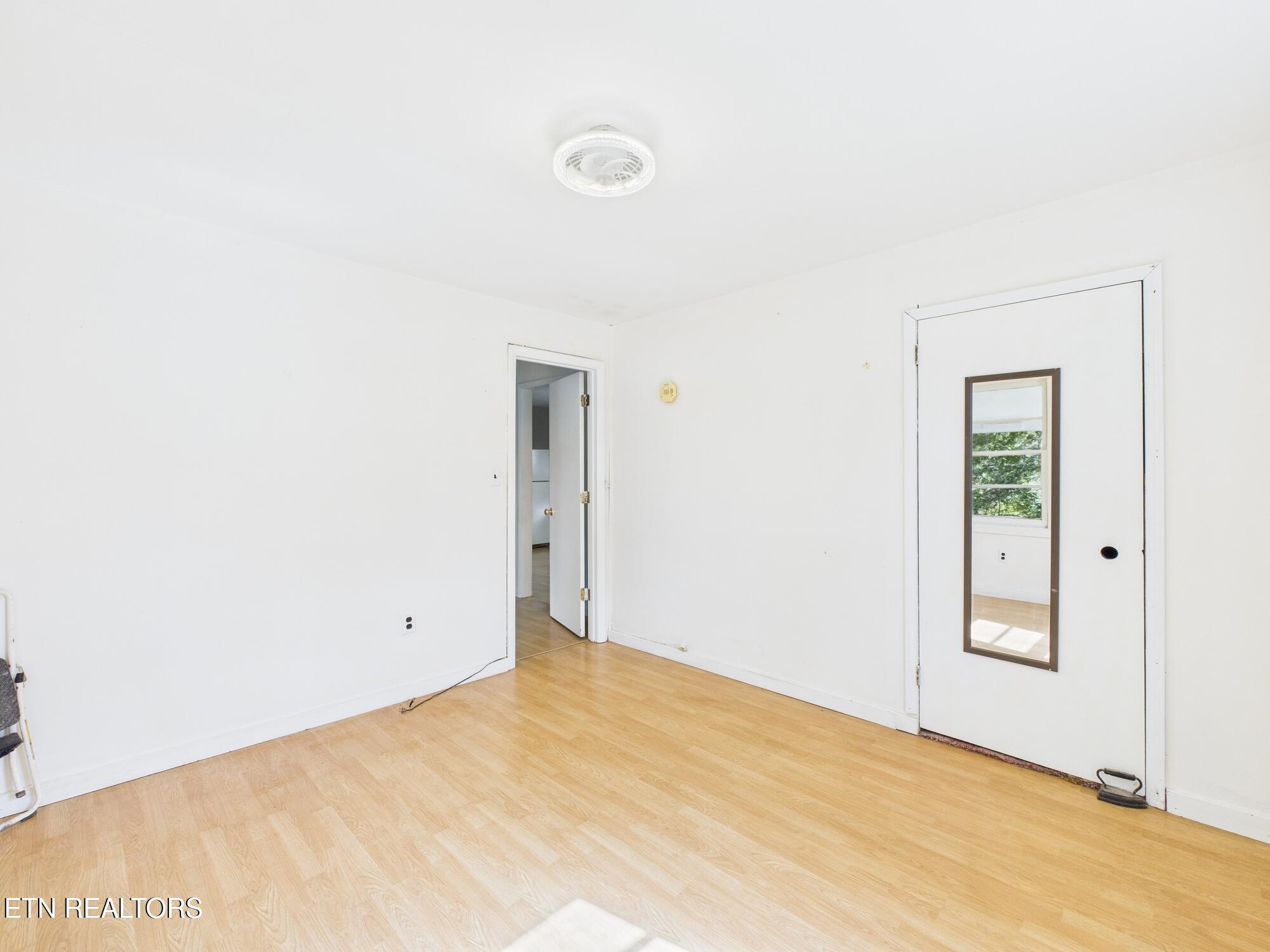 5780 Toestring Valley Road Spring City, TN 37381 - Photo 15 of 37 CAM04523G0-PR0016-STILL010