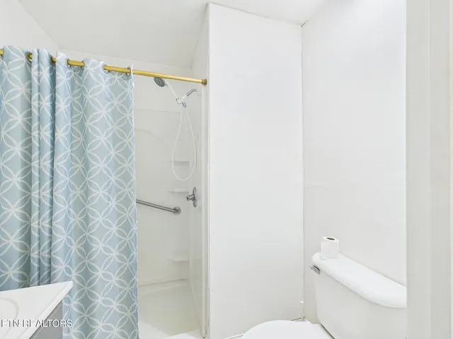 $200,000 | 5780 Toestring Valley Road, Spring City, TN 37381